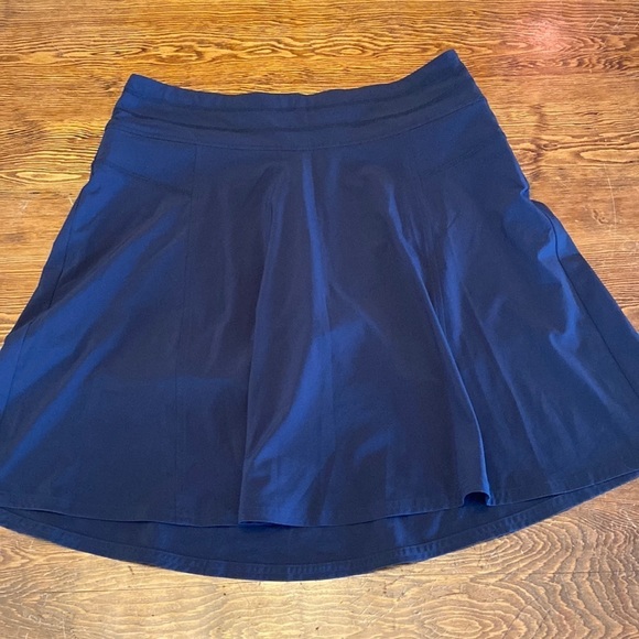 Athleta Dresses & Skirts - ATHLETA women's 8 Tall skirt